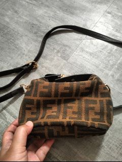(Category: ) located in . Submitted by selahs-closet (Listing ID 1447043017, Image 1). Description: .