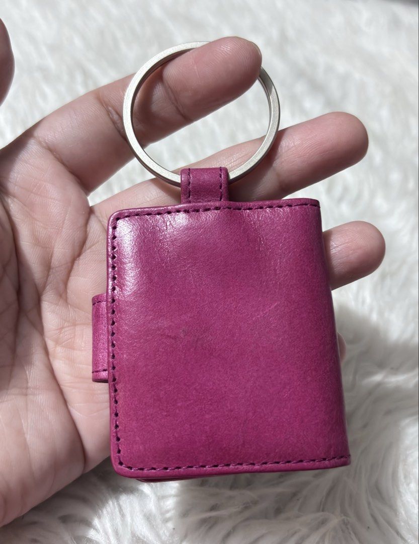 Genuine Leather Photo Holder Keychain (Category: Charms) located in Paranaque City. Submitted by dalle_closet (Listing ID 1447043479, Image 3). Description: genuine leather slightly used.