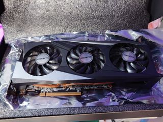 Gigabyte Radeon™ RX 6600 XT GAMING OC 8G Graphics Card