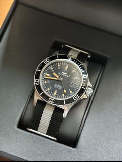 （分類：）位於 。 由 thewatchresort 提交（商品編號 1446971895，圖片 1）。簡介： 。