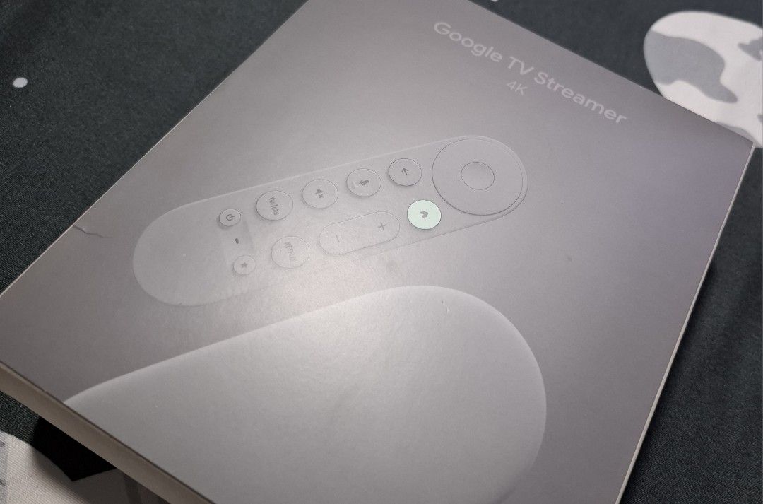 Google TV Streamer - Grey Colour (Limited Edition) (Category: Media Streamers & Hubs) located in Klang. Submitted by nuramira.zulkarnain (Listing ID 1447063527, Image 1). Description: The Google TV Streamer (4K) is Google's latest 4K streaming device, designed to replace the Chromecast with Google TV. It connects to your TV via HDMI and provides a fast, smart entertainment experience. Key features 4K HDR streaming with support for: Dolby Vision H