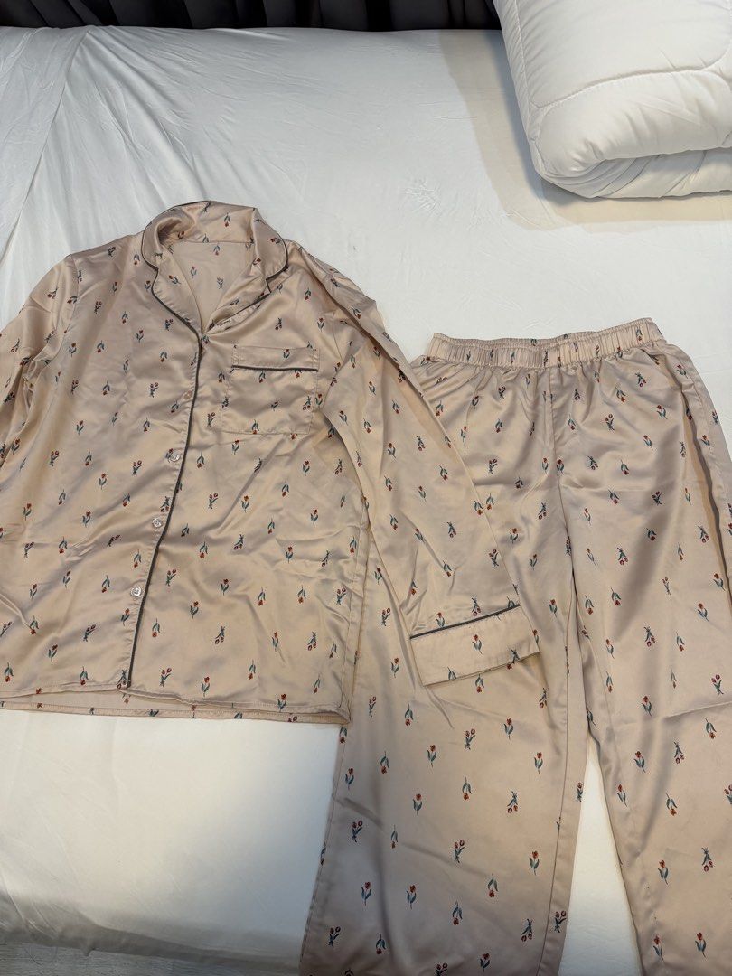 Gu sleepwear (Category: Undergarments & Loungewear) located in Manila. Submitted by hiloves_mnl (Listing ID 1447041809, Image 2). Description: .