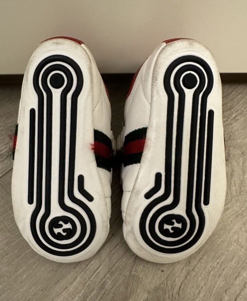Gucci Baby Sneakers (Category: Babies & Kids Fashion) located in Manila. Submitted by dashlux (Listing ID 1446979910, Image 2). Description: .
