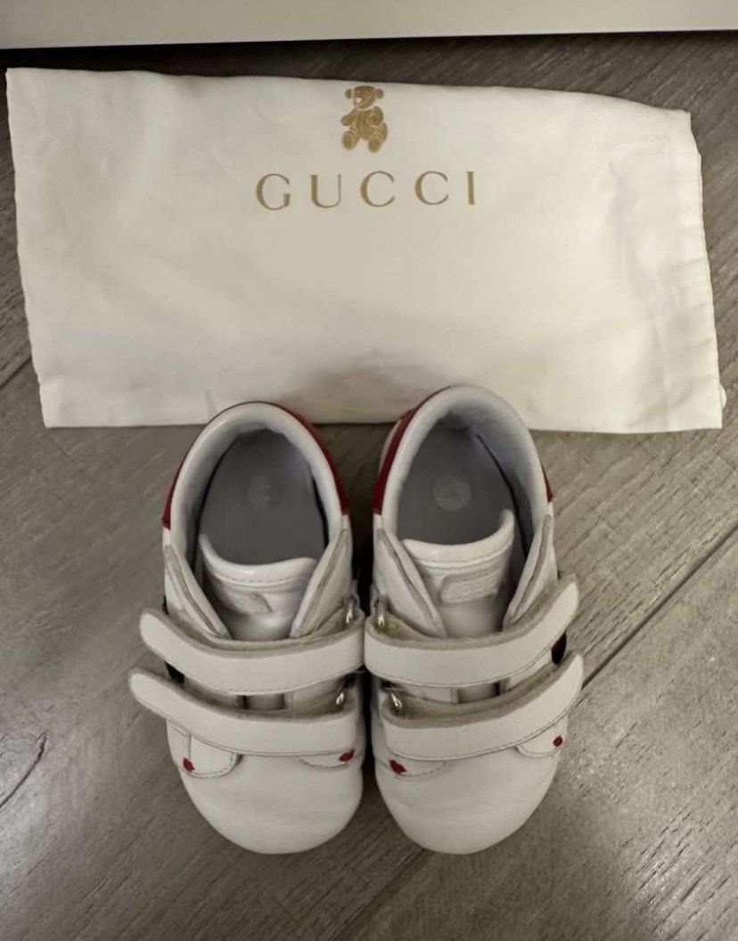 Gucci Baby Sneakers (Category: Babies & Kids Fashion) located in Manila. Submitted by dashlux (Listing ID 1446979910, Image 1). Description: .