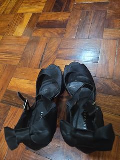 (Category: ) located in . Submitted by yogamutt (Listing ID 1447051376, Image 1). Description: .