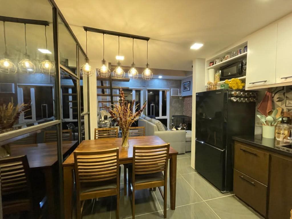 Ilustrata Residences Bonny Serrano (Category: Apartments & Condos) located in Quezon City. Submitted by princesspatsy100 (Listing ID 1447037900, Image 2). Description: RUSH sale pwede cash or assume balance 6.5M fully furnished Location: Ilustrata Residences Bonny Serrano Ave Bagong Lipunan ng Crame Sqm: 38sqm Floor No: 12th floor With mezzanine floor Facing Amenities No building obstruction Facing east Fully Furnished AIRBNB 5star rating. Airbnb