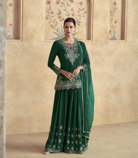(Category: ) located in . Submitted by haniaboutique (Listing ID 1447032301, Image 1). Description: .