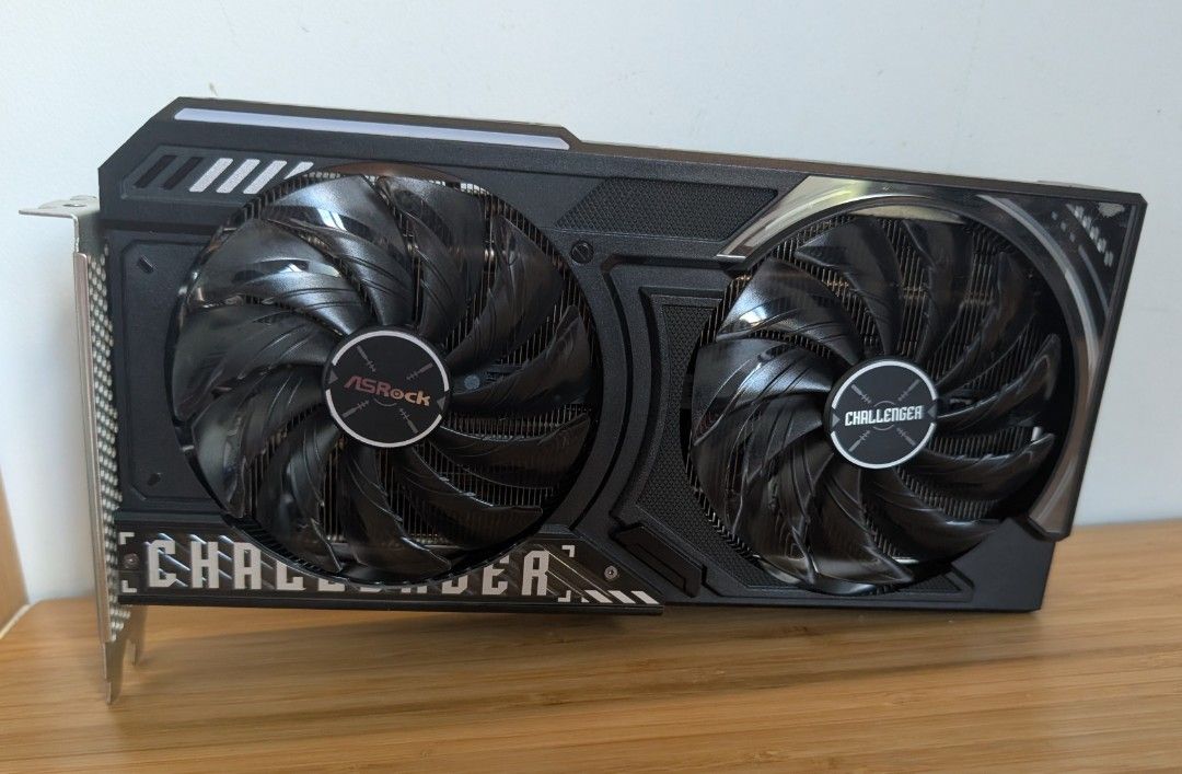 Intel Arc B580 12GB497466582091714560
