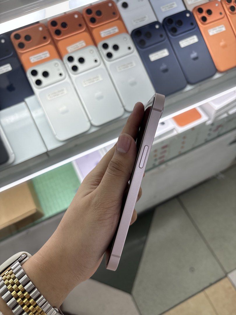 iPhone 17e 512GB Factory Unlock No Issue Secondhand (Category: iPhone 17 Series) located in Pasig City. Submitted by FarAndRayShop (Listing ID 1447066454, Image 2). Description: OPEN FOR SWAP/SELLING/BUYING (RFS: Buy and Sell) Price: 45,499 iPhone 17e 512GB •NO SIM RESTRICTION •NO HIDDEN ISSUES •TEST TO SAWA •Authentic Phone Physical store in Greenhills Shopping Center XD-14 Stall Number Look For Rayray Or Anika NO CASH INSTALLMENT We are open al