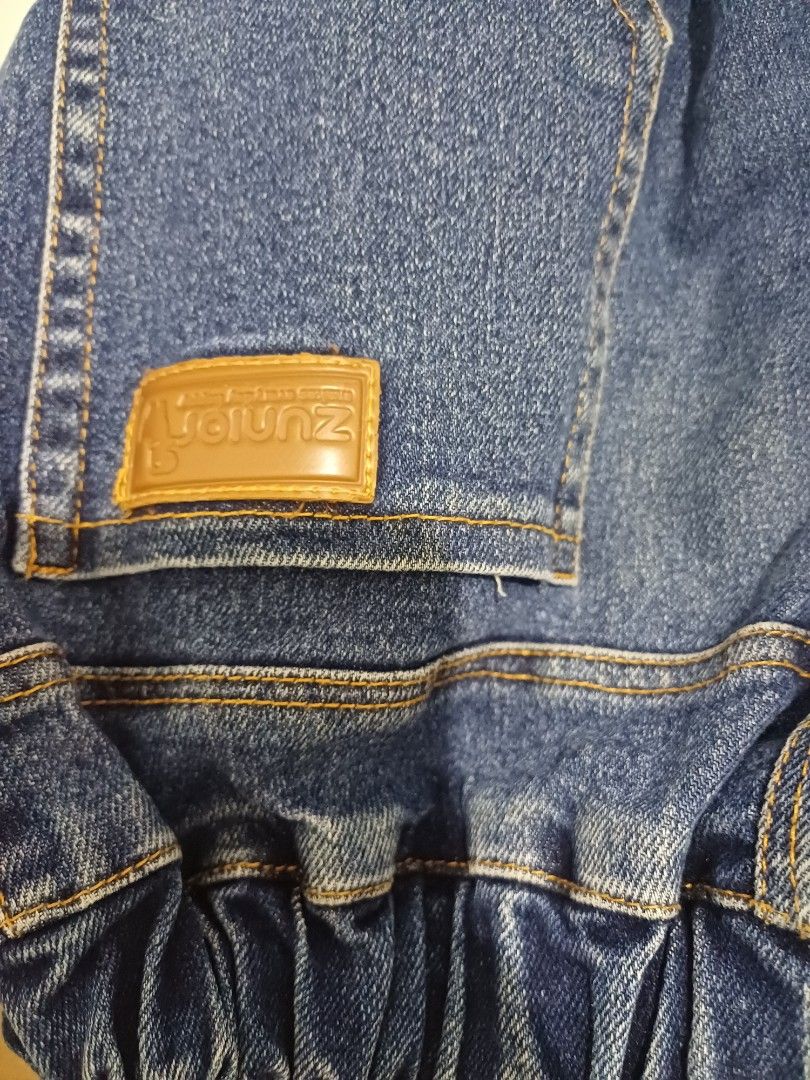 Jeanss kidsjuniorr (Kategori: 8 hingga 12 tahun) berada di Bekasi. Dikirim oleh mama_mall (ID iklan 1446923081, Gambar 2). Deskripsi: .