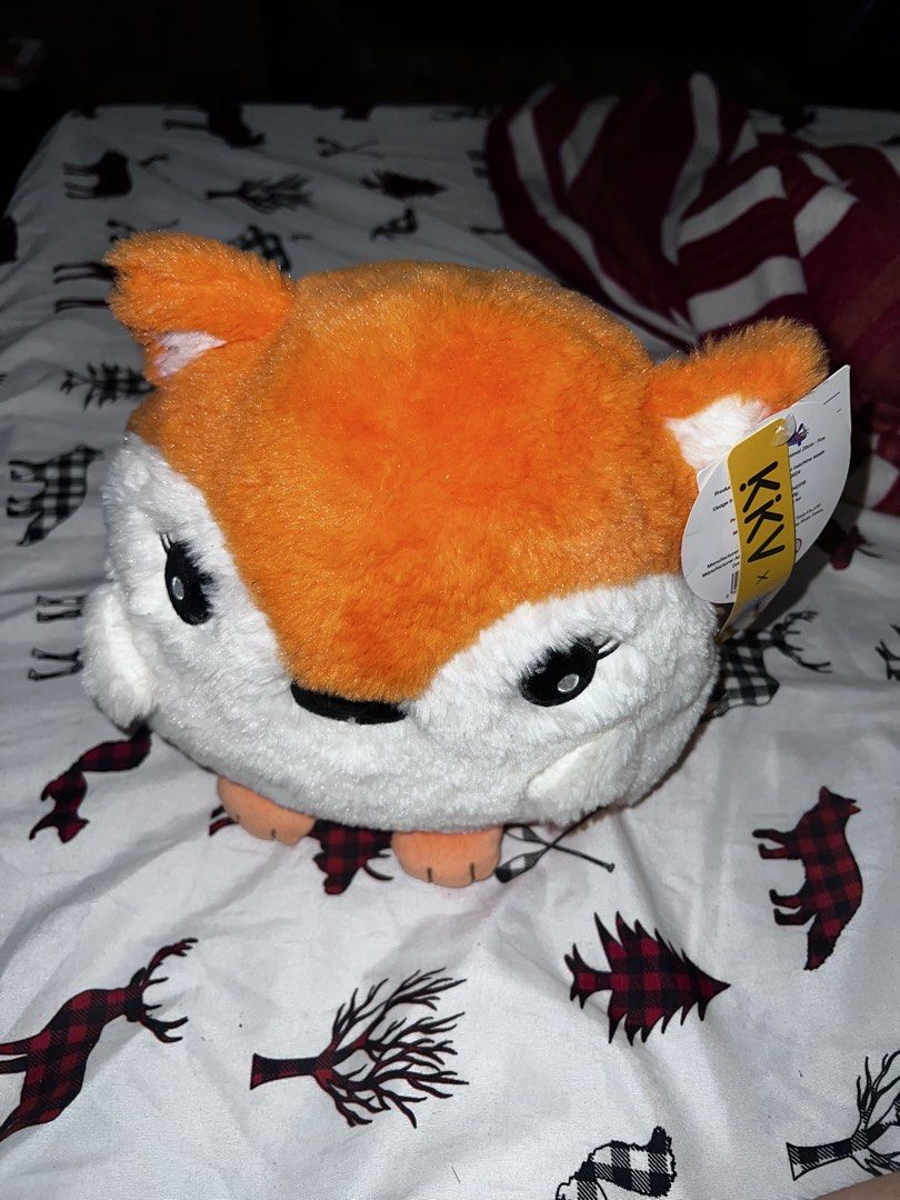 KKV Fox Plushie (WITH tag) (Category: Plushies & Soft Toys) located in Quezon City. Submitted by unjca (Listing ID 1447084635, Image 2). Description: NO issue/s (see pics for proof) RFS: No longer needed Originally bought from KKV store. Perfect for gifting because the tag is still on. Width: 9 inches Height: 8 inches.