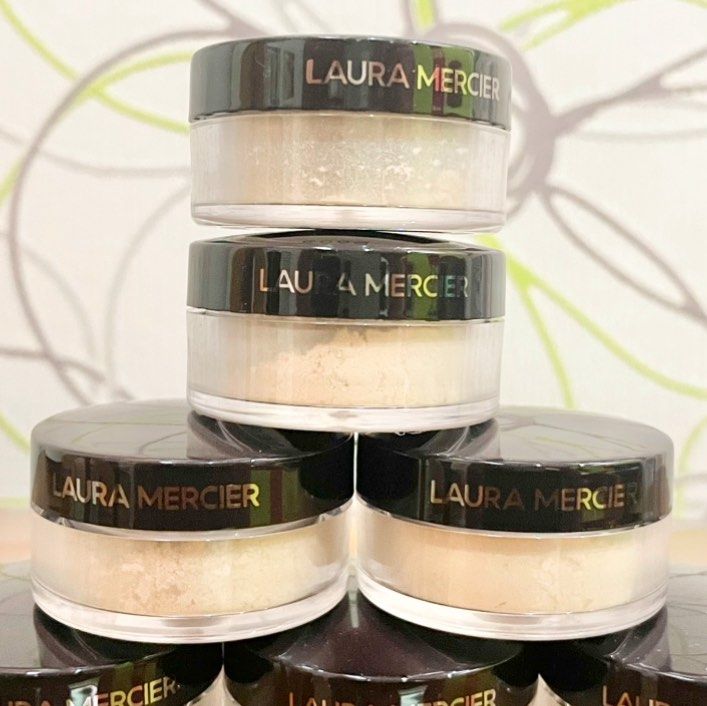Laura mercier translucent loose setting powder mini shade translucent (Category: Makeup) located in Pasig City. Submitted by vanityboutique (Listing ID 1446913735, Image 1). Description: Brand new and authentic Selling low and affordable .