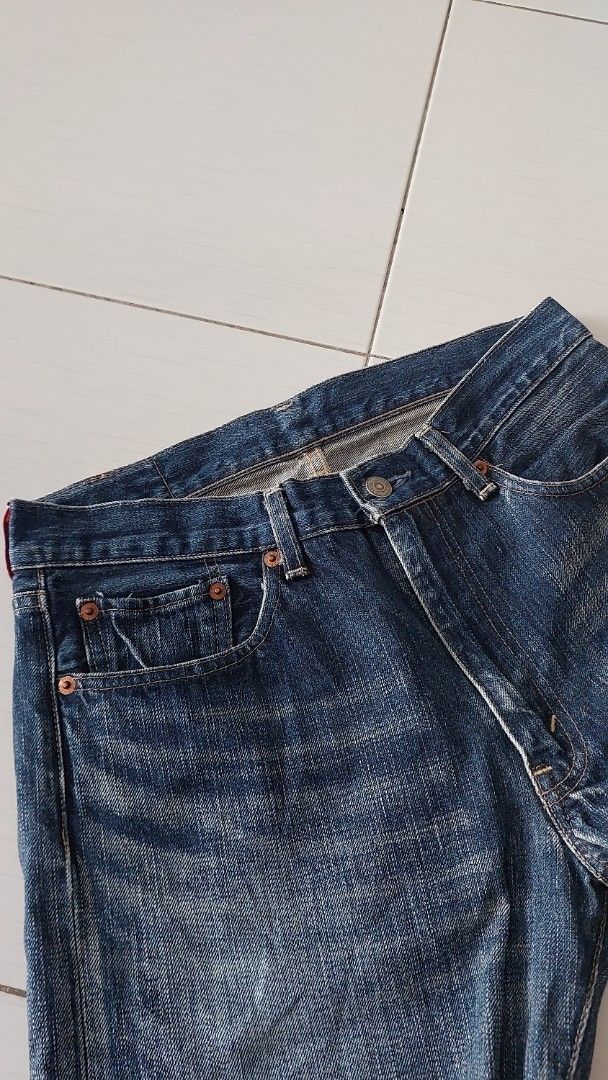 Levi's 505 Red Loop Jeans Pants (Category: Jeans) located in Kuala Lumpur. Submitted by affzancromok (Listing ID 1446946691, Image 3). Description: SIZE PINGGANG: 31 CAWAT: 12.5 PAHA: 11 LUTUT: 9 LUAS KAKI: 15 LABUH: 40 CONDITION: A 9/10 - Classic Levi's 505 Jeans - Dark Wash Denim with Faded Look - Straight Leg Fit - Size: 32 Waist, 33 Inseam - Made in Japan - Ideal for Everyday Wear.