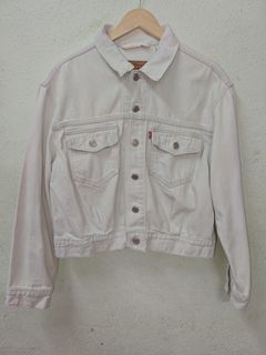 (Category: ) located in . Submitted by a__thrift (Listing ID 1447005178, Image 1). Description: .