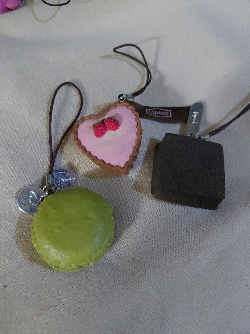 Lipton Keychains (Category: Character Goods) located in Calauan. Submitted by mable13 (Listing ID 1446940400, Image 1). Description: Lipton Keychain for sale Green macaroon -80 Strawberry Tart - 110 Chocolate -80.