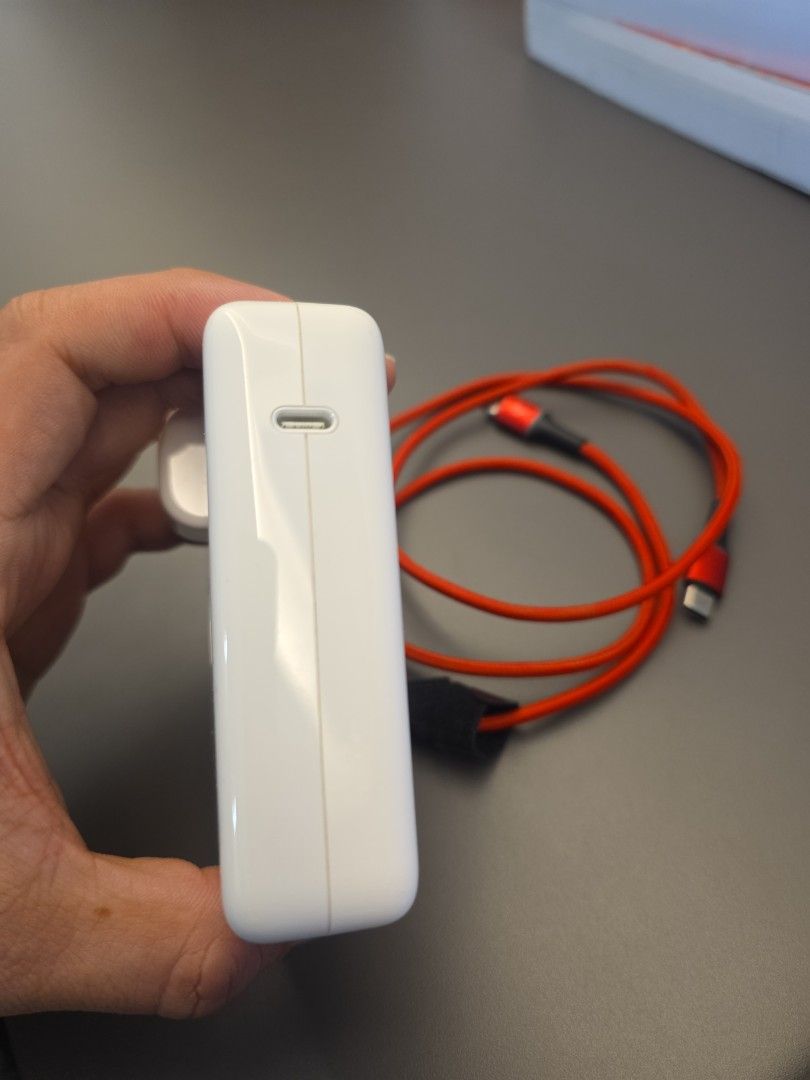 Macbook 140w charger497186250006220801