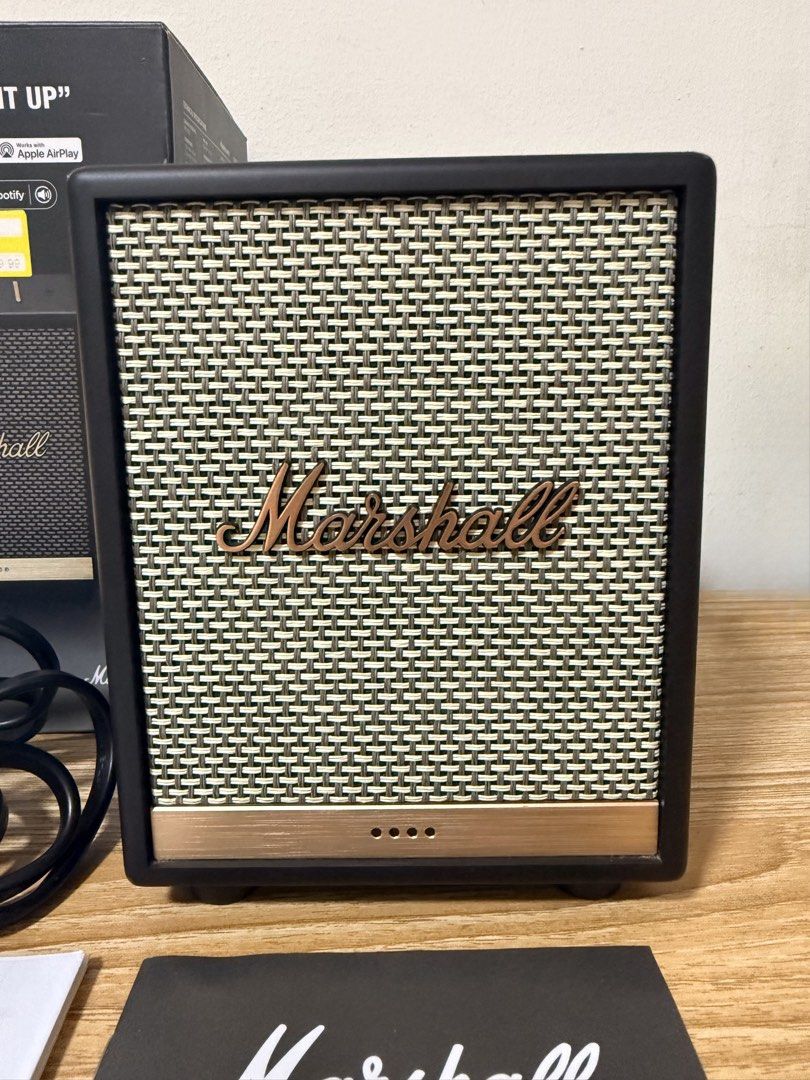 Marshall Uxbridge Voice speaker with Alexa (Category: Soundbars, Speakers & Amplifiers) located in Las Pinas. Submitted by kutz_thrift (Listing ID 1446927252, Image 2). Description: Like new. Complete Set. No issues. Slightly nego. Location: Las Piñas.