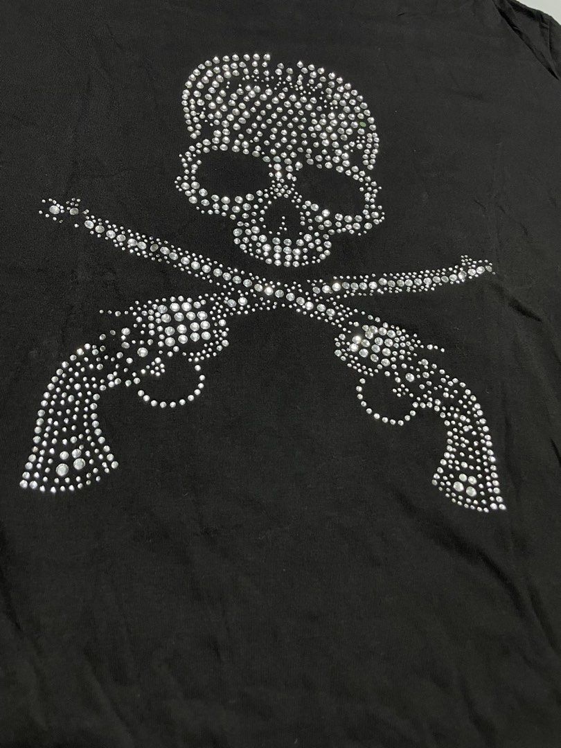 Mastermind Japan Skull Rhinestone Size Medium Men's (Category: Activewear) located in La Trinidad. Submitted by outfit_chic.101 (Listing ID 1447078170, Image 2). Description: excellent condition .
