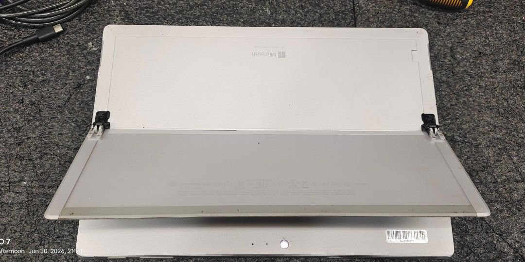 Microsoft Surface Pro 4497186252931082245