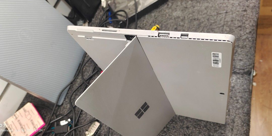 Microsoft Surface Pro 4497186252931082247