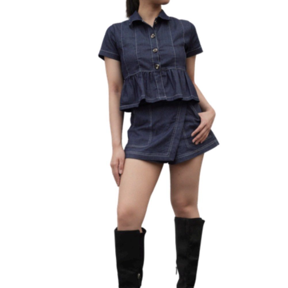 Miu The Label Rodeo denim mini skort (Category: Skirts) located in Makati City. Submitted by fifoaway (Listing ID 1446080673, Image 1). Description: .