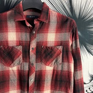 (Category: ) located in . Submitted by Vault4Fashion (Listing ID 1446963481, Image 1). Description: .