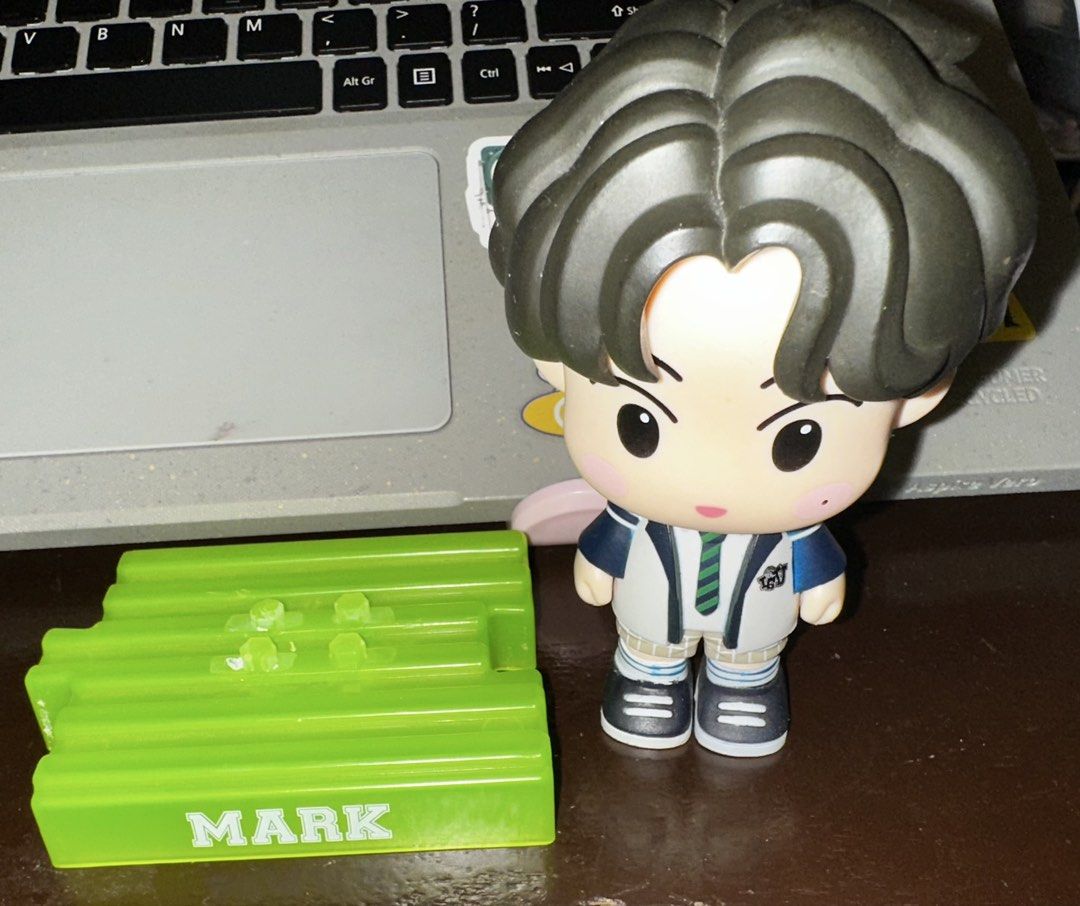 nct mark lee figurines (Category: Designer & Blind Box Toys) located in Taguig. Submitted by haevnly (Listing ID 1447033128, Image 2). Description: ₱850 for both! + shipping fee ₱500 big mark figurine | ₱350 small mark figurine mop:gcsh mod:jnt (₱44 if withing metro manila) can send condi to sure buyer/s onlyy.