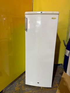 (Category: ) located in . Submitted by 2nd-furnitures (Listing ID 1446964131, Image 1). Description: .