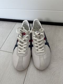 （分類：）位於 。 由 reeyore 提交（商品編號 1447004218，圖片 1）。簡介： 。