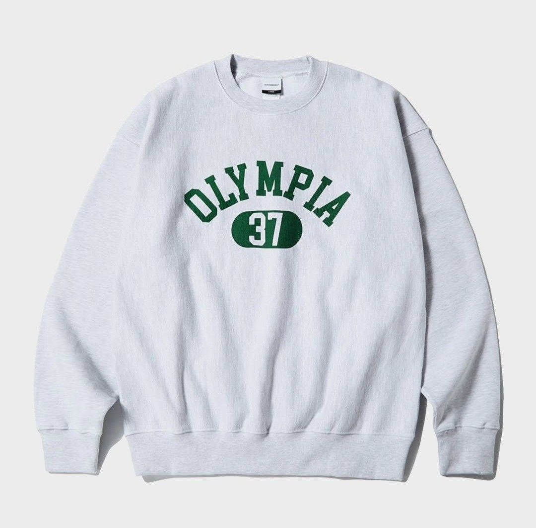 OUTSTANDING heavy weight crewneck (Category: Coats, Jackets and Outerwear) located in Davao. Submitted by workwear_stuff (Listing ID 1447038532, Image 1). Description: OUTSTANDING heavy weight crewneck Condition 9.5/10 Color Rate 9.5/10 Width 23 Length 30 Sleeve 25 M - 550.