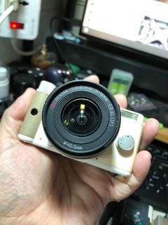 (Category: ) located in . Submitted by kuya.marks.retro.gadgets (Listing ID 1447012010, Image 1). Description: .