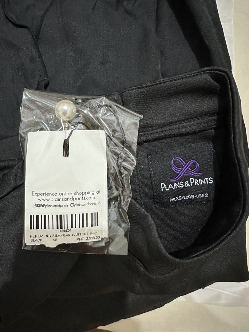 Plains & Prints Pamana Jumpsuit (black) (Category: Jumpsuits) located in Manila. Submitted by kptryl (Listing ID 1447015534, Image 3). Description: .