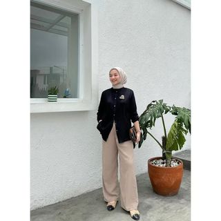 (Kategori: ) berada di . Dikirim oleh curatedbycaa (ID iklan 1446933230, Gambar 1). Deskripsi: .