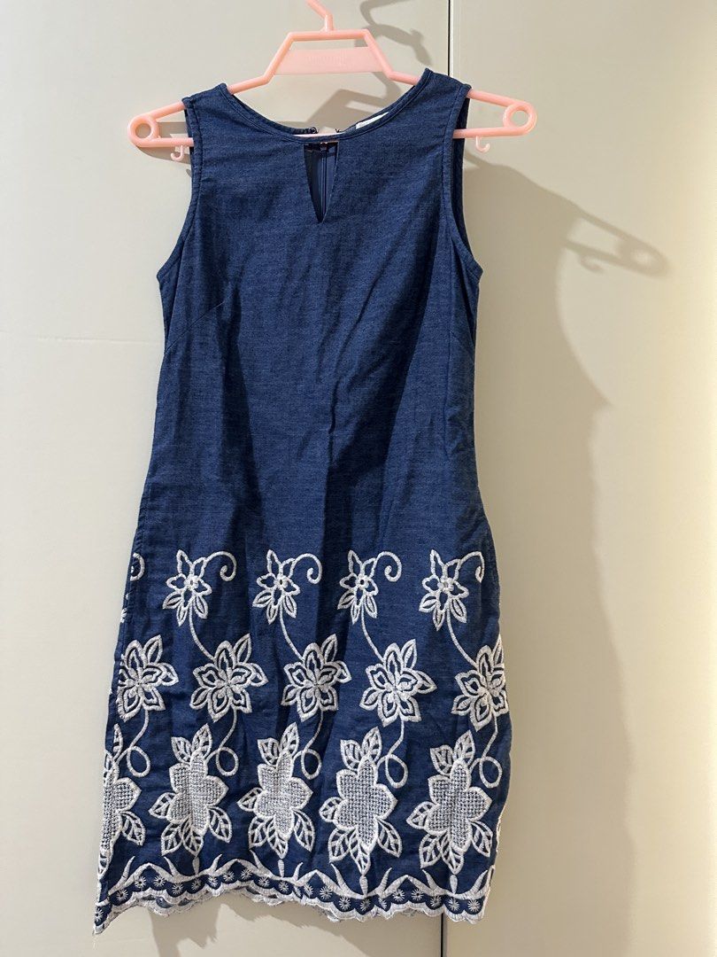 Pois Denim Dress (Category: Dresses) located in Manila. Submitted by kptryl (Listing ID 1447015499, Image 1). Description: .