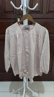 (Kategori: ) berada di . Dikirim oleh dindayunita16_ (ID iklan 1446917975, Gambar 1). Deskripsi: .