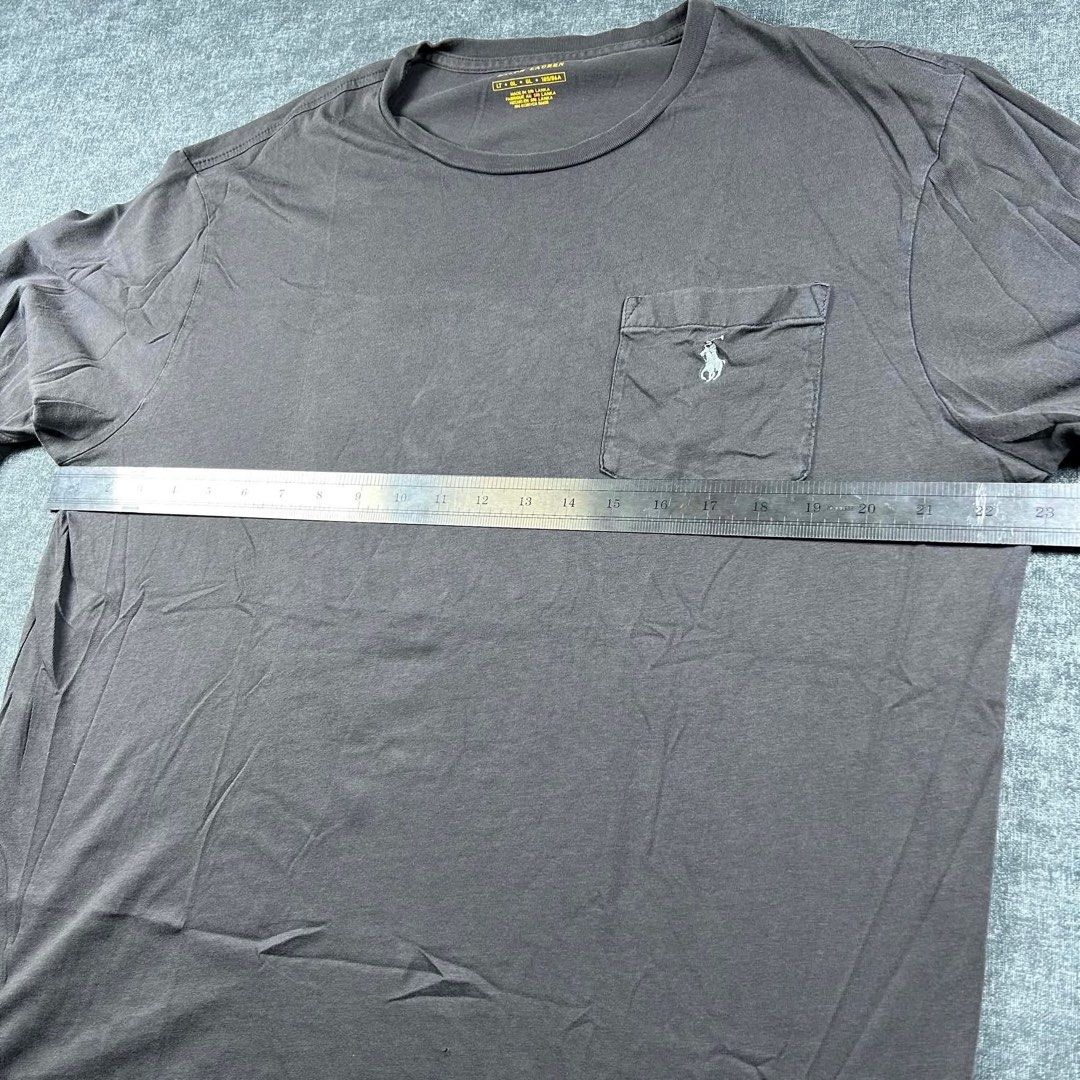 Ralph Lauren Dark Grey Long Sleeve (Category: Coats, Jackets and Outerwear) located in Manila. Submitted by emvishop (Listing ID 1447104907, Image 2). Description: Ralph Lauren Dark Grey Long Sleeve Price: PHP 300 Size: Large Dimension: 23 x 29 Condition: Good Condition Issue: pen mark Store SKU: A-70 Please don’t hesitate to message us for inquiries or assistance with your transaction. (take note that the color may appear different due to lighti