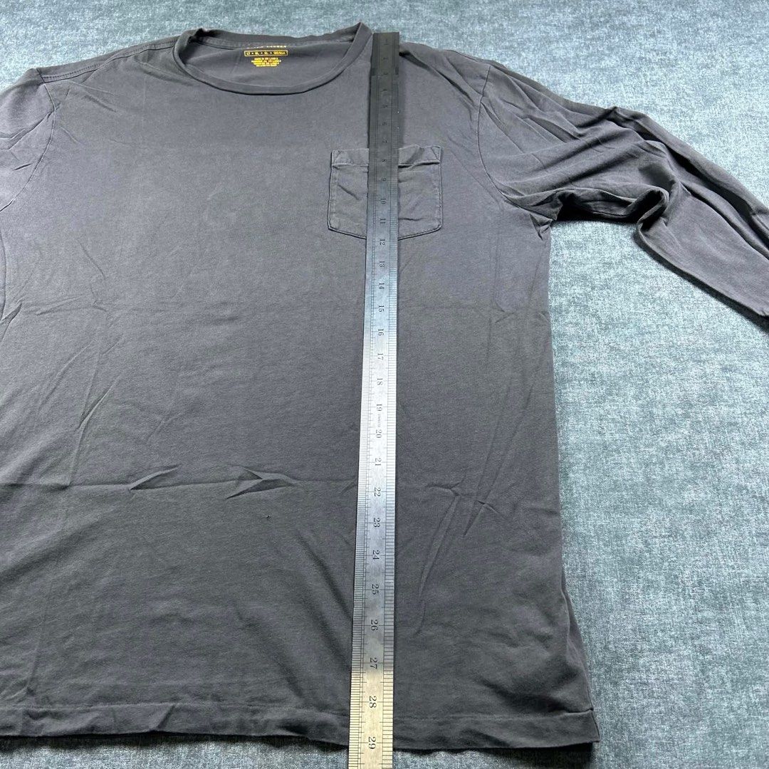 Ralph Lauren Dark Grey Long Sleeve (Category: Coats, Jackets and Outerwear) located in Manila. Submitted by emvishop (Listing ID 1447104907, Image 3). Description: Ralph Lauren Dark Grey Long Sleeve Price: PHP 300 Size: Large Dimension: 23 x 29 Condition: Good Condition Issue: pen mark Store SKU: A-70 Please don’t hesitate to message us for inquiries or assistance with your transaction. (take note that the color may appear different due to lighti