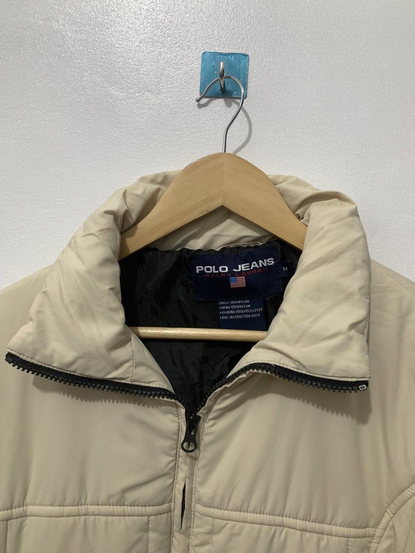 Ralph Lauren Polo Jeans Puffer Jacket (Category: Coats, Jackets and Outerwear) located in Mexico. Submitted by bugskiethrift (Listing ID 1447033863, Image 2). Description: size: medium 19x25 good condition need wash bump a message for more info.