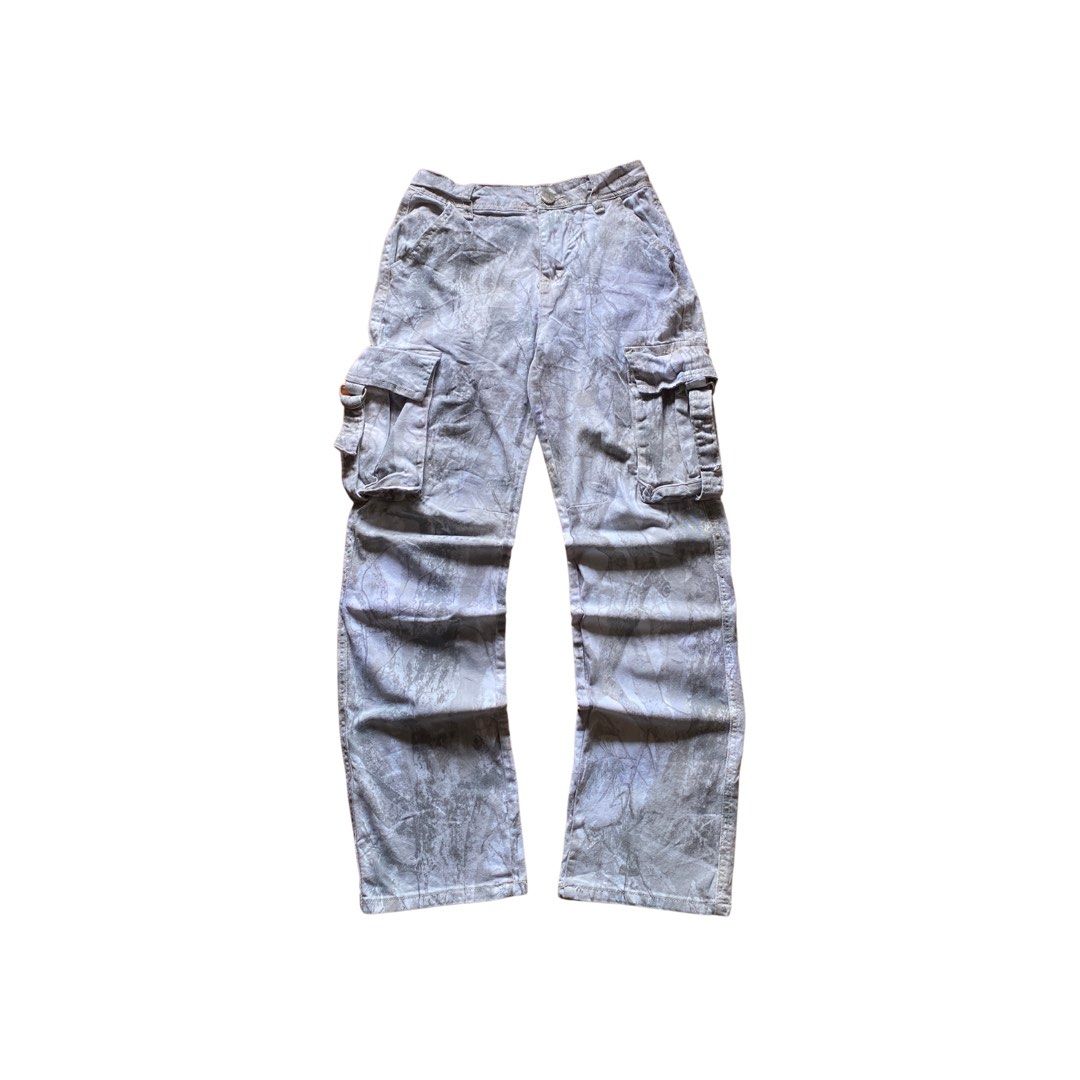 Realtree pants (Category: Jeans) located in Dasmarinas. Submitted by andre_gonzales (Listing ID 1446942361, Image 1). Description: Waistline: 26 Length: 37” Hem: 8”.