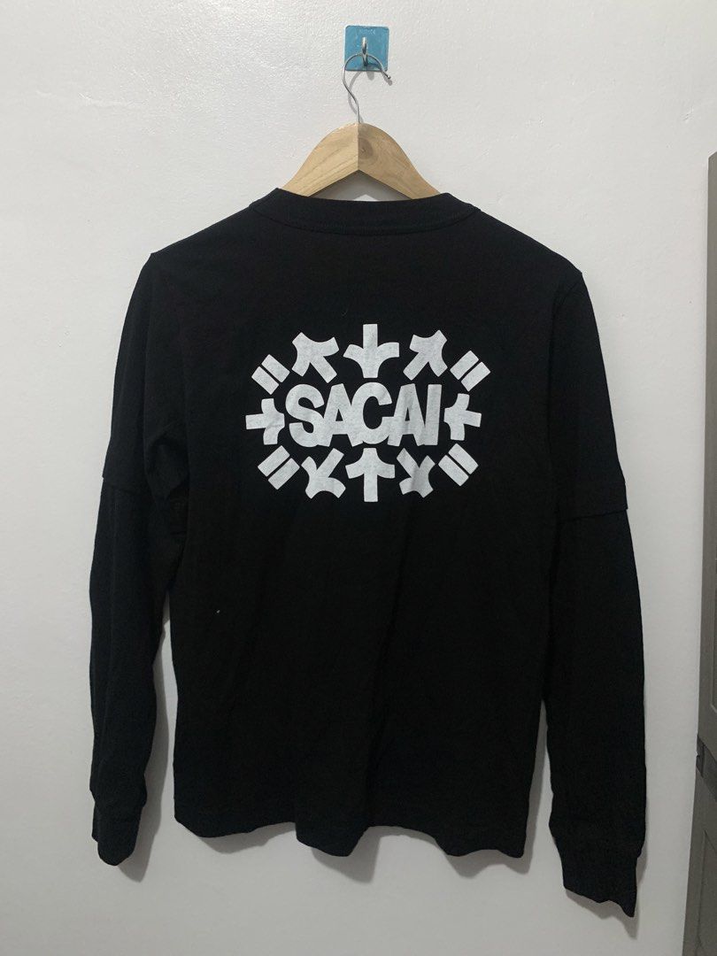 Sacai x Eric Haze Longsleeve (Category: Tshirts & Polo Shirts ) located in Mexico. Submitted by bugskiethrift (Listing ID 1447033177, Image 3). Description: size: small to med 19x25.5 good as new condition bump a message for more info.