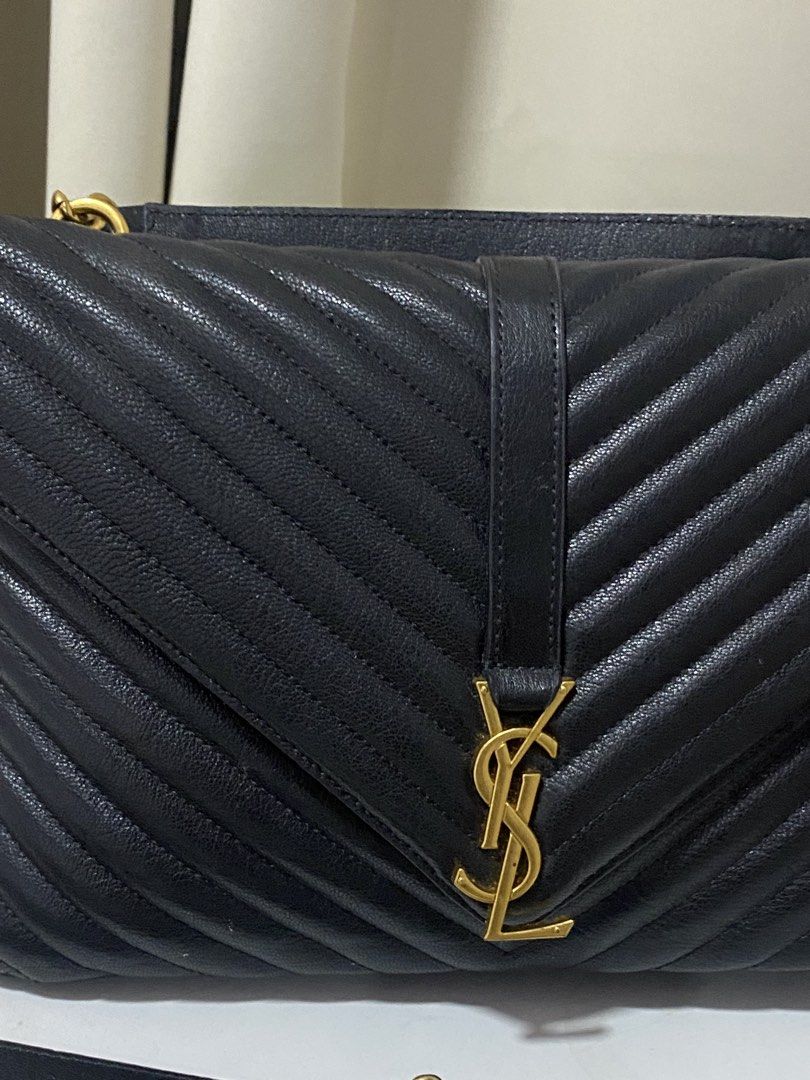 Saint Laurent Envelope Crossbody Bag (Category: Luxury Bags & Wallets) located in Santa Rosa. Submitted by sassycollection. (Listing ID 1446911835, Image 2). Description: .