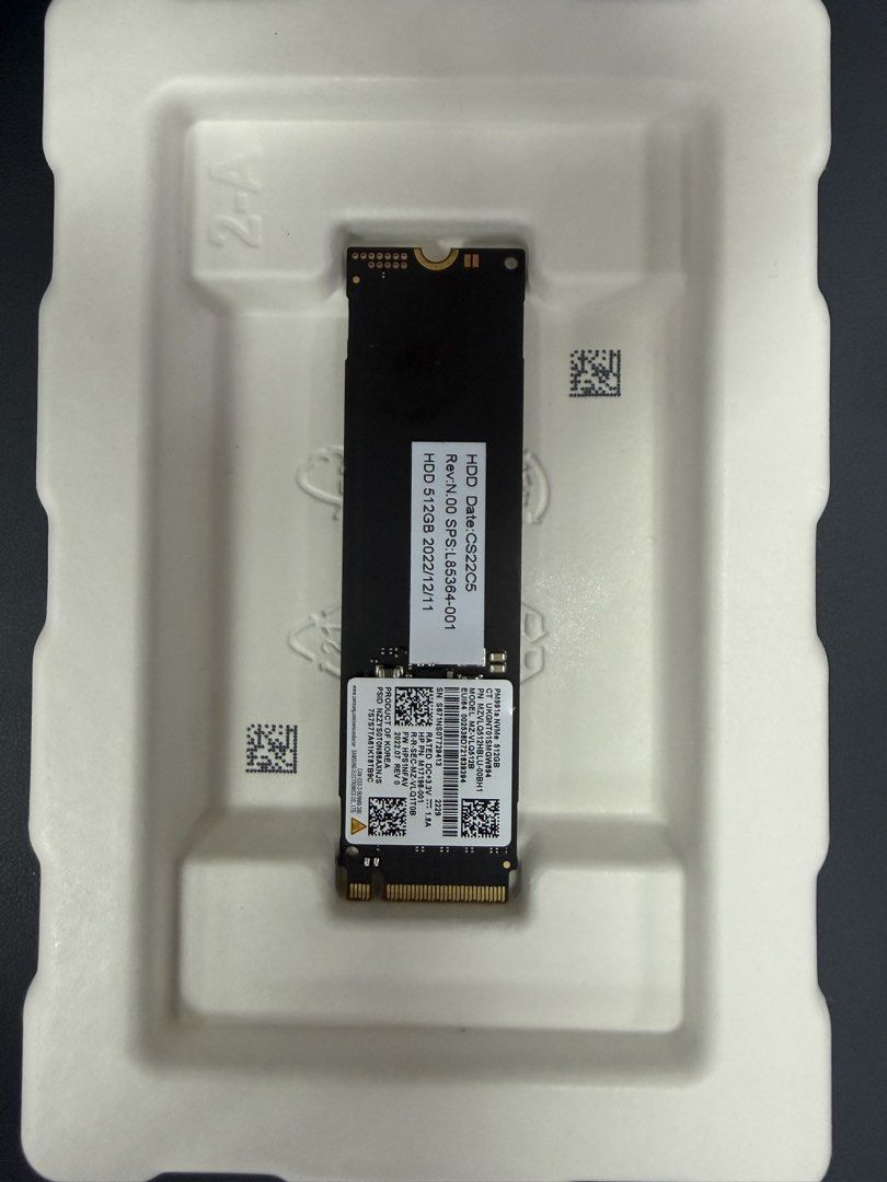 Samsung 512GB NVMe SSD