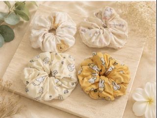 (Category: ) located in . Submitted by twinklejewellerysg (Listing ID 1447035894, Image 1). Description: .