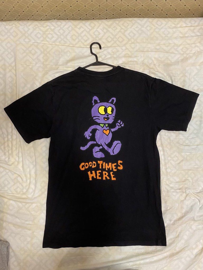 Secret Fresh Graphic Black Tee (Category: Tshirts & Polo Shirts ) located in Taguig. Submitted by ayo.pie (Listing ID 1447022369, Image 2). Description: - Secret Fresh Graphic Tee (Second hand) - Black “Good Times Here” - L / EU 52 / UK 42 / US 42 RFS: Decluttering Original price: ₱1,300 Selling for: ₱500 (negotiable) - Authentic - Condition: Like new, No fading, no damage - Front Design: Purple cat graphic with ‘Secret Fresh’ text - Back Design: