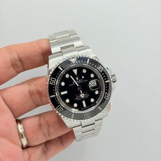 (Category: ) located in . Submitted by sg-watch-hub (Listing ID 1447070388, Image 1). Description: .