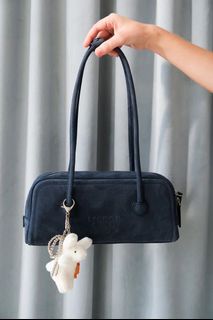 (Kategori: ) berada di . Dikirim oleh mysecondstuffhere (ID iklan 1446985224, Gambar 1). Deskripsi: .