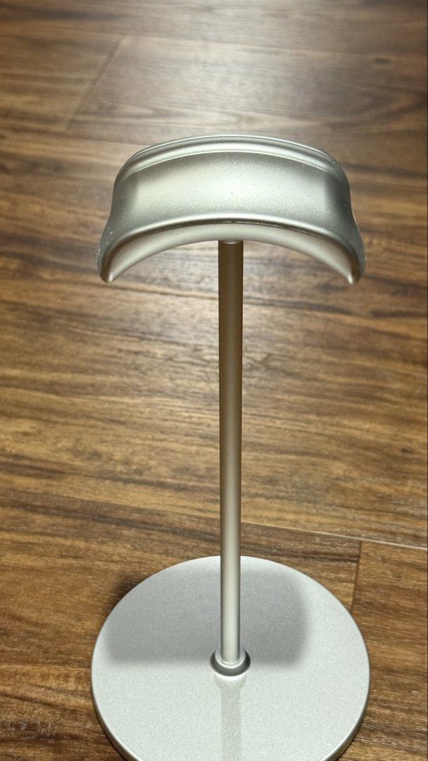 Silver Headphone Stand