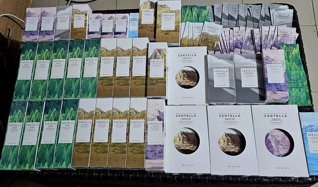 Skin1004 Centella Madagascar Skincare (Category: Face Care) located in Manila. Submitted by reignsam (Listing ID 1446933820, Image 2). Description: SKIN1004 Madagascar Centella 🎀 branded korean skincare 🎀 sealed and brand new 🎀 100% authentic 🎀 every purchase comes with freebies 🎀 can give tutorial on how to layer with other skincares Tea Trica BHA Foam (7pcs) - ₱250/ea Tea Trica Sun Milk Sunscreen (1pc) - ₱200 Poremizing Clay Stick Mask (1p