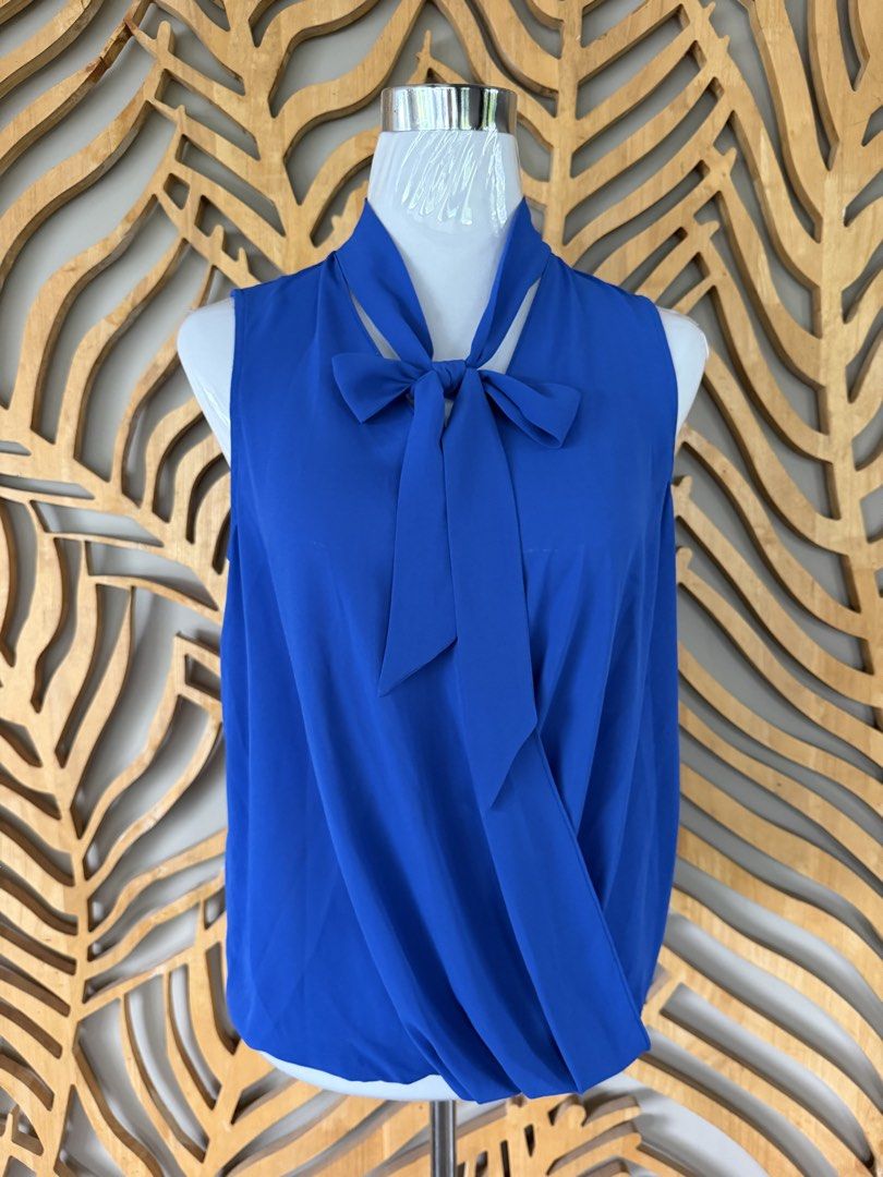 Sleeveless Tie-Front Top (Category: Blouses) located in Pasig City. Submitted by smayc_21 (Listing ID 1447017686, Image 1). Description: .