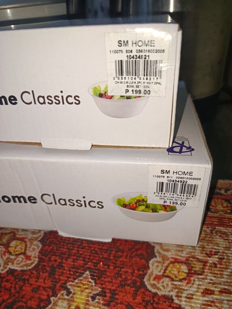 SM Home Classics Luna White Opal Bowls Set (Category: Dinnerware & Cutlery) located in Quezon City. Submitted by fibsy (Listing ID 1446952930, Image 3). Description: - Set of 4 SM Home Classics Luna White Opal bowls - Includes 2 large and 2 small bowls - Made of durable opal glass - Ideal for salads, soups, snacks, everyday use, or special occasions - Shock proof - Comes in original boxes Brand New! .